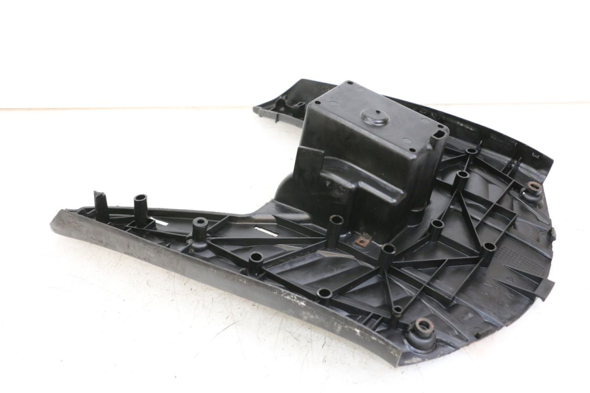 photo de FLOOR PANEL YAMAHA BW'S NG NEXT GENERATION 50 (1996 - 2003)