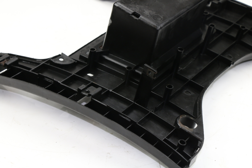 photo de FLOOR PANEL YAMAHA CYGNUS 125 (1995 - 2003)