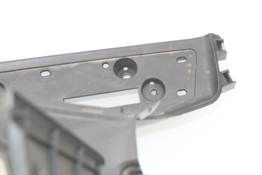 photo de FOOTREST YAMASAKI YM T 125 (2015 - 2020)