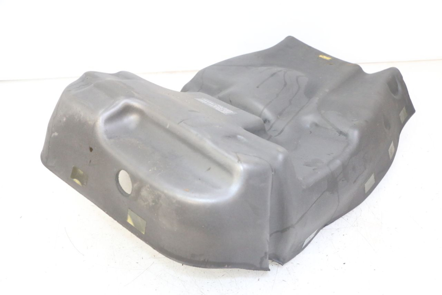 photo de UNDERSEAT CARPET PEUGEOT SATELIS 125 (2013 - 2018)