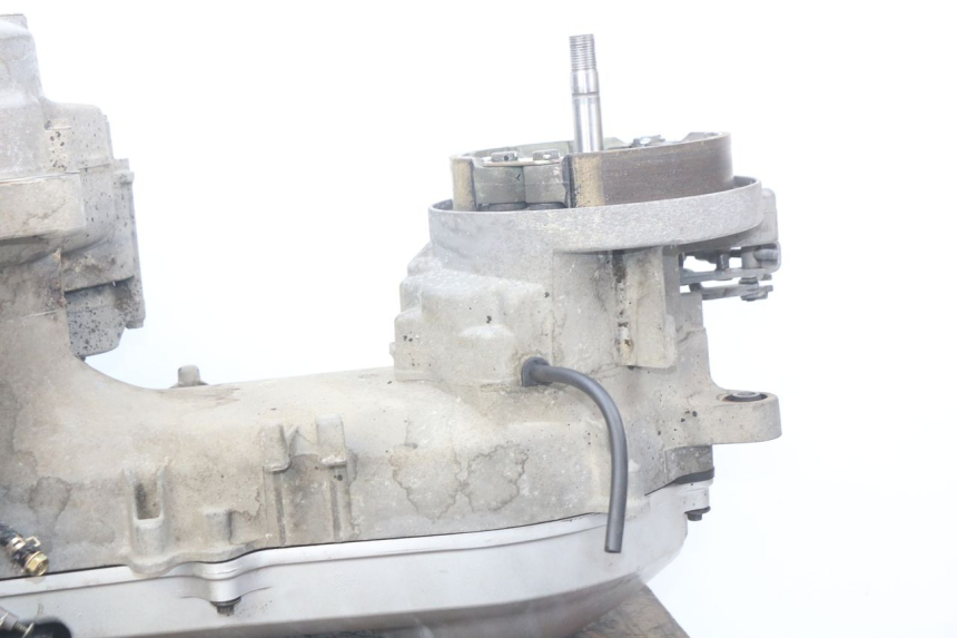 photo de ENGINE HONDA FES PANTHEON 2T 125 (1998 - 2002)