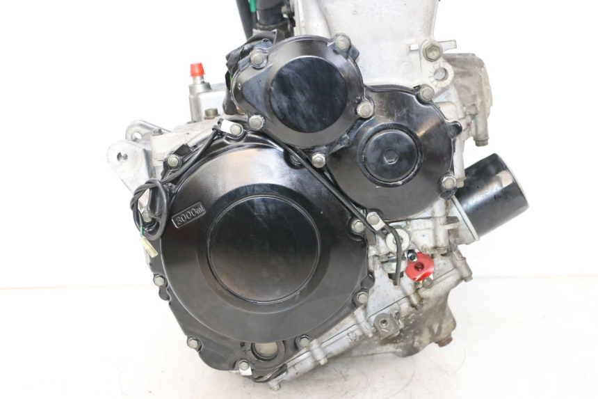photo de ENGINE SUZUKI GSXR GSX-R 1000 (2003 - 2004) - Alternative angle