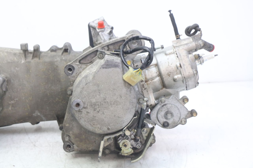 photo de ENGINE HONDA FES PANTHEON 2T 125 (1998 - 2002)