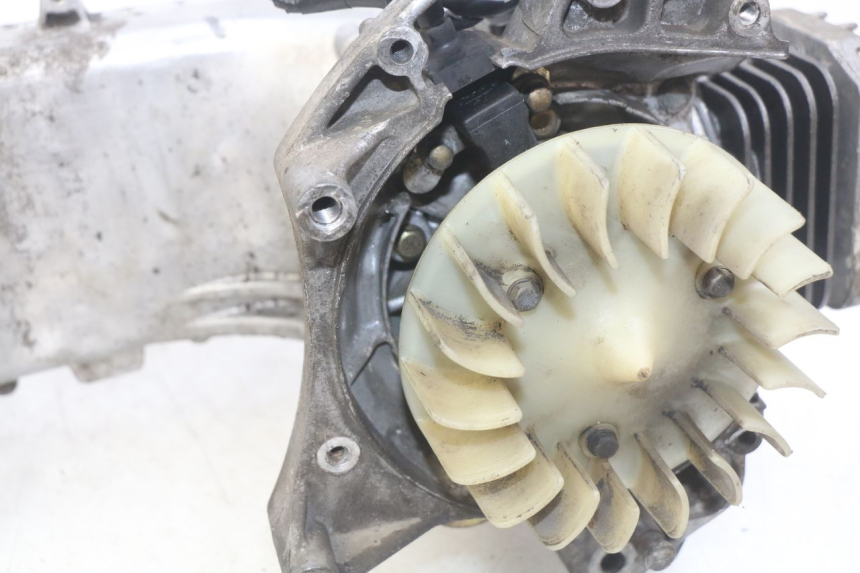 photo de ENGINE PEUGEOT KISBEE 2T 50 (2010 - 2017)