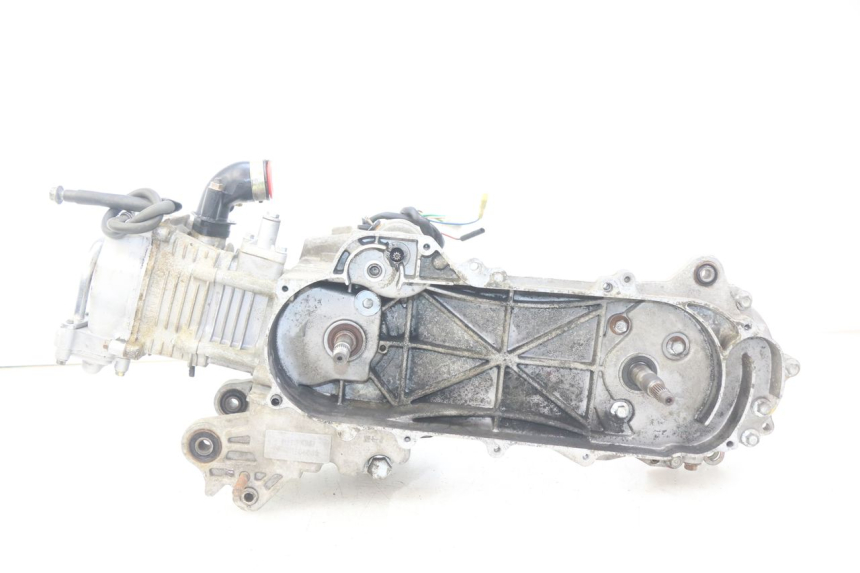 photo de ENGINE PEUGEOT KISBEE 4T 50 (2010 - 2017)