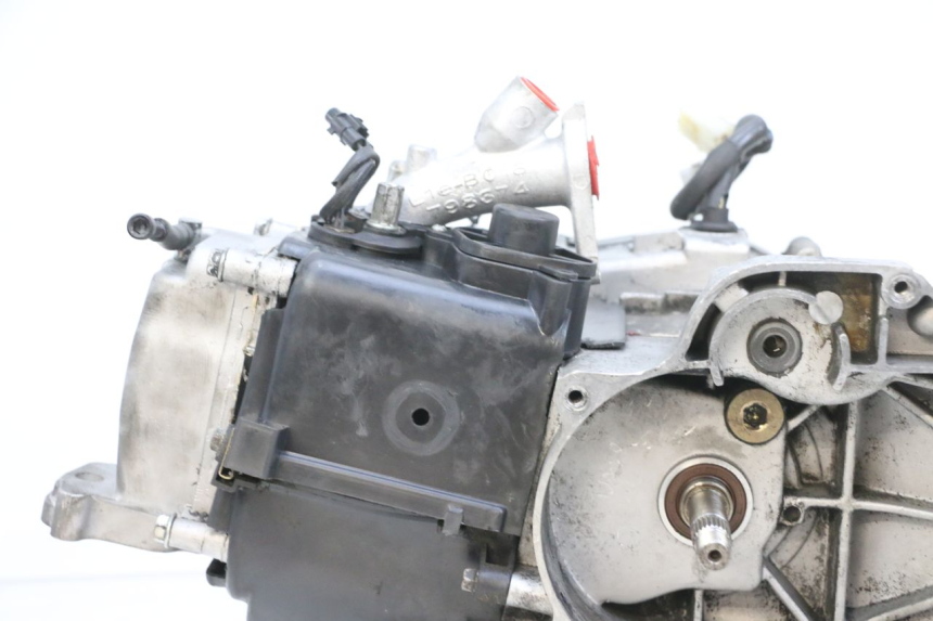 photo de ENGINE PEUGEOT KISBEE 4T 50 (2018 - 2022) - Detailed visual inspection