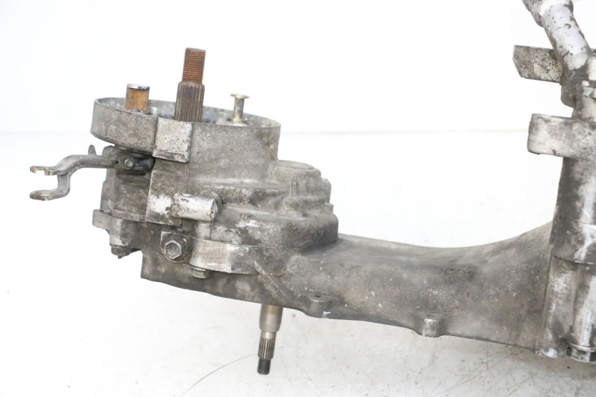 photo de ENGINE PEUGEOT KISBEE 4T 50 (2018 - 2022) - Alternative perspective
