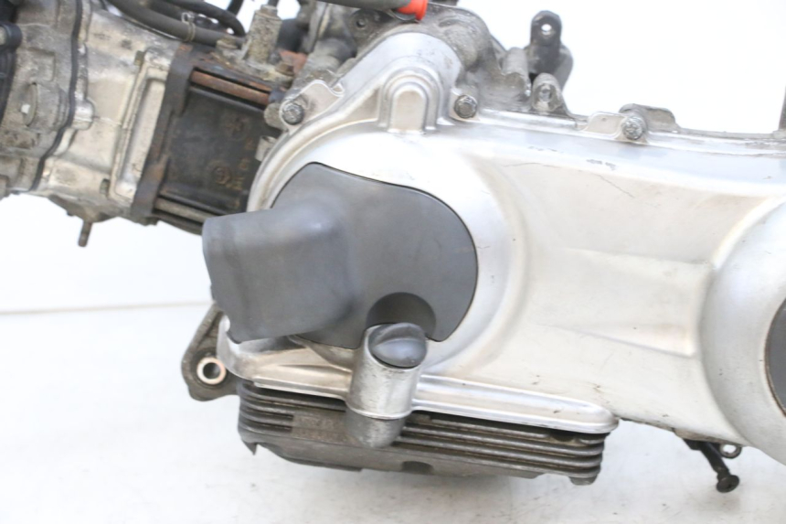photo de ENGINE PIAGGIO MP3 125 (2006 - 2014) - Distinctive features