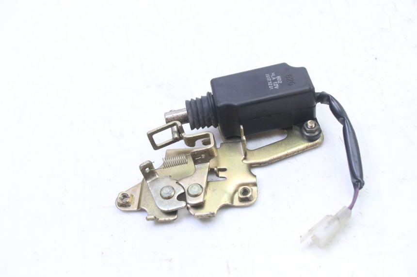 photo de TRUNK OPENING MOTOR SYM FIDDLE 3 III 125 (2014 - 2020)