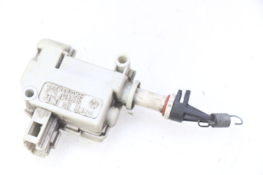 photo de TRUNK OPENING MOTOR PIAGGIO MP3 LT 300 (2010 - 2016)