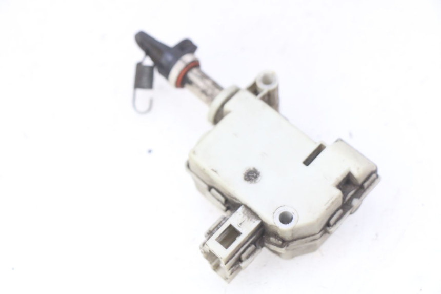 photo de TRUNK OPENING MOTOR PIAGGIO MP3 LT 300 (2010 - 2016)