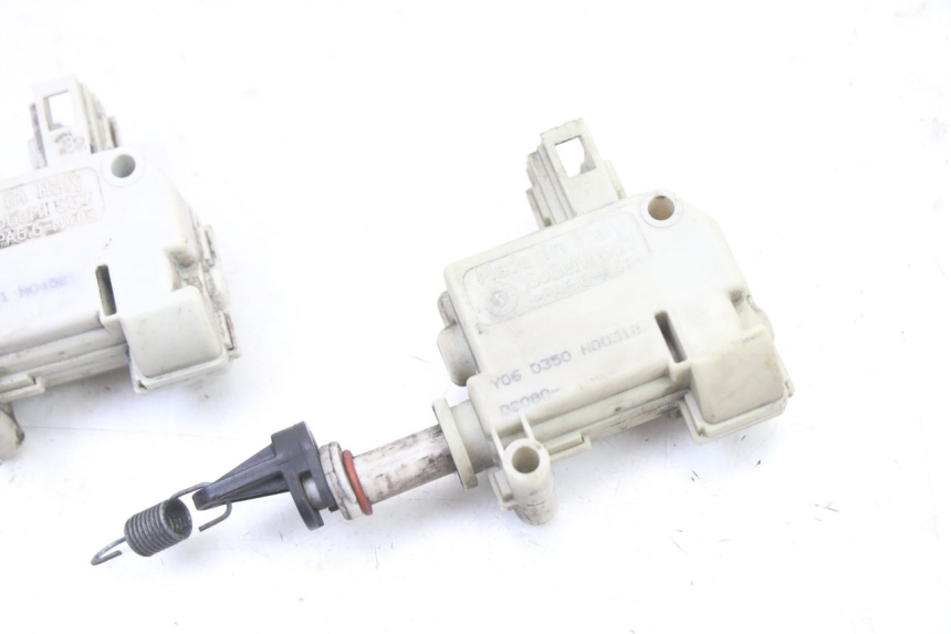 photo de SEAT LOCK ENGINE PIAGGIO MP3 500 (2011 - 2015)