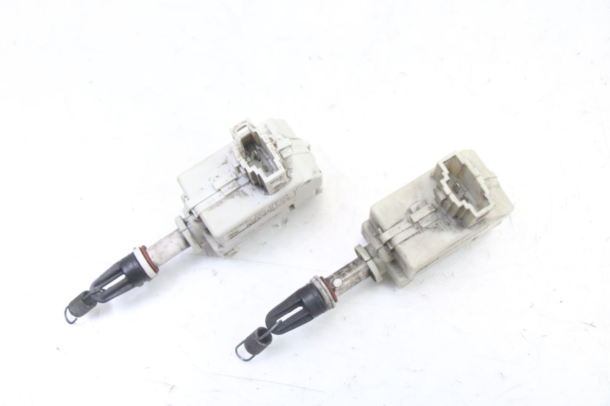 photo de SEAT LOCK ENGINE PIAGGIO MP3 500 (2011 - 2015)