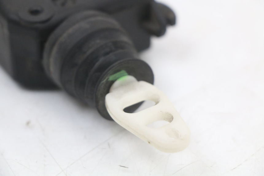 photo de SEAT LOCK ENGINE PEUGEOT GEOPOLIS RS 125 (2007 - 2009)