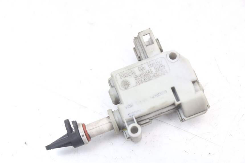 photo de TRUNK OPENING MOTOR PIAGGIO MP3 LT 400 (2007 - 2012)