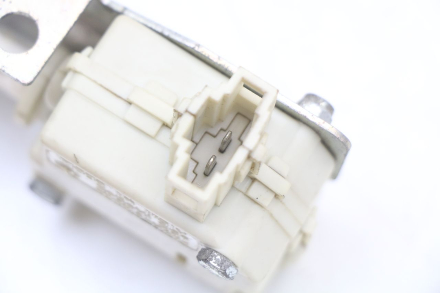 photo de TRUNK OPENING MOTOR PIAGGIO X10 125 (2012 - 2017)