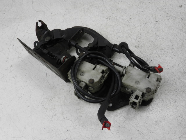 photo de SEAT LOCK ENGINE PIAGGIO X8 125 (2004 - 2007)