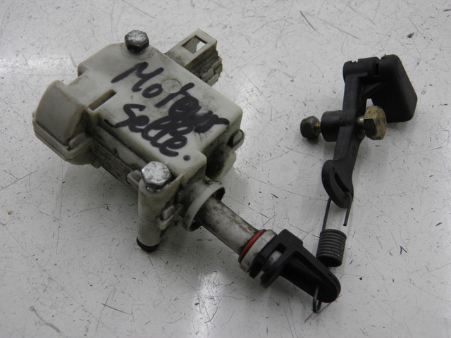 photo de SEAT LOCK ENGINE PIAGGIO X8 STREET 125 (2006 - 2007)