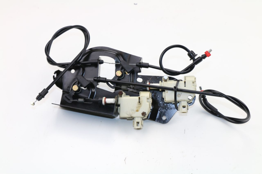 photo de SEAT LOCK ENGINE PIAGGIO X8 STREET 125 (2006 - 2007)