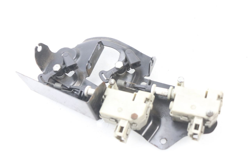 photo de SEAT LOCK ENGINE PIAGGIO XEVO - X EVO 125 (2007 - 2016)