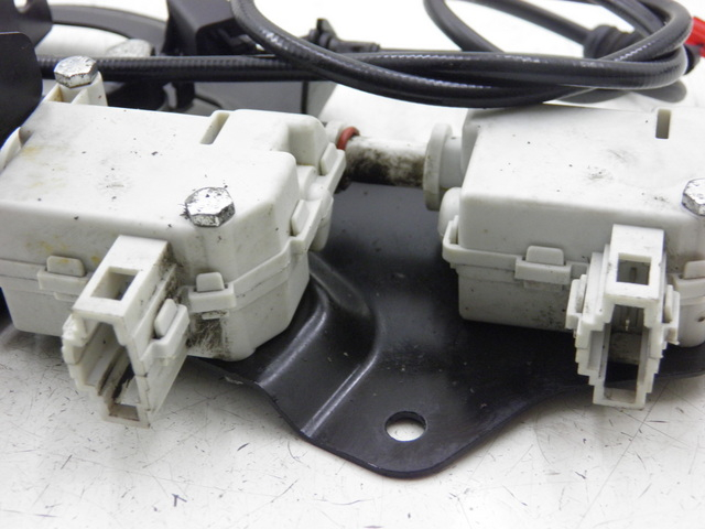 photo de SEAT LOCK ENGINE PIAGGIO XEVO - X EVO 125 (2010 - 2015)