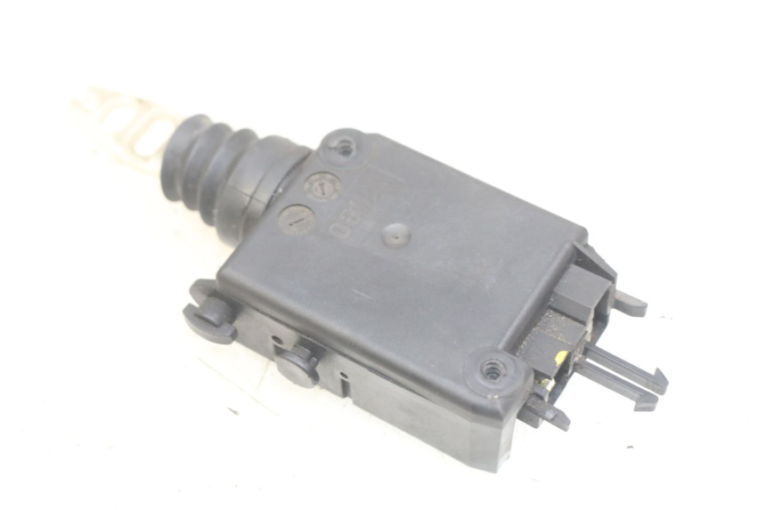 photo de TRUNK OPENING MOTOR PEUGEOT SATELIS 125 (2010 - 2012)