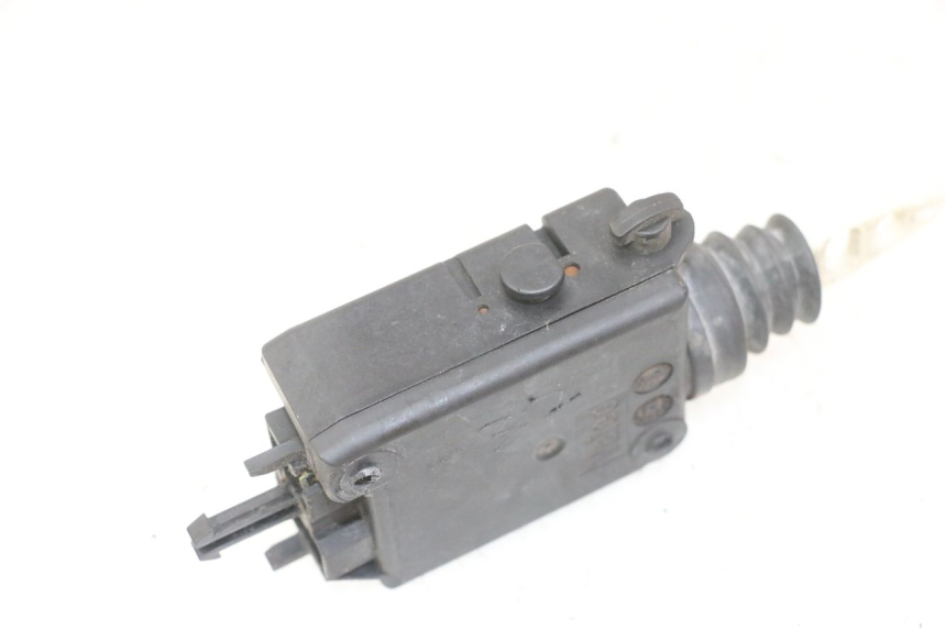 photo de SEAT LOCK ENGINE PEUGEOT SATELIS 125 (2013 - 2018)