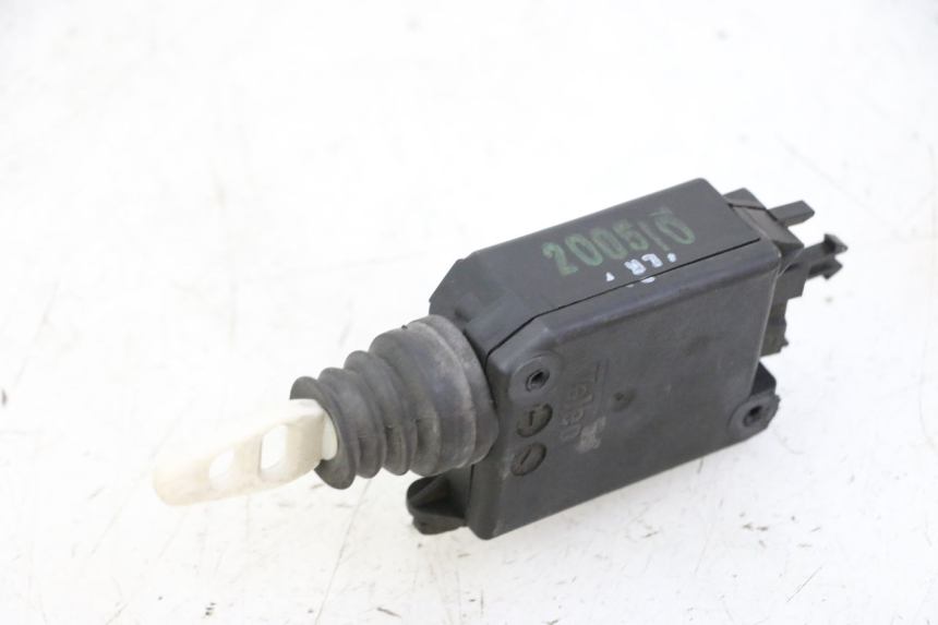 photo de TRUNK OPENING MOTOR PEUGEOT SATELIS 125 (2006 - 2009)