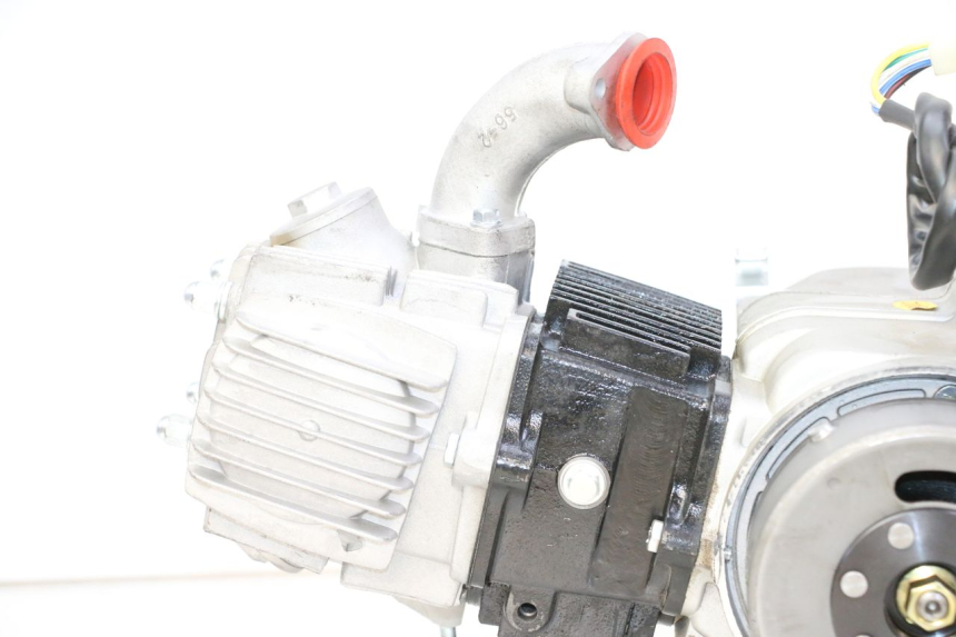 photo de ENGINE APOLLO RFZ 125