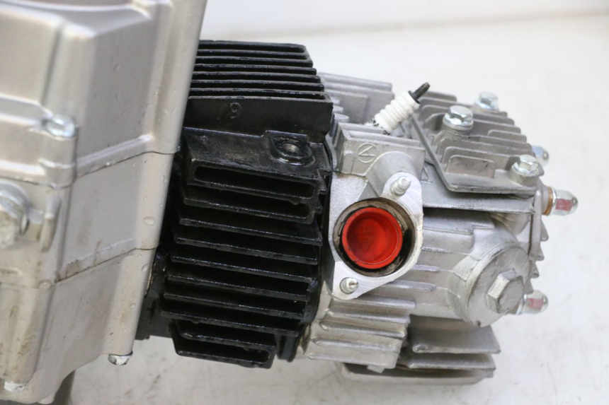 photo de ENGINE APOLLO RFZ 125