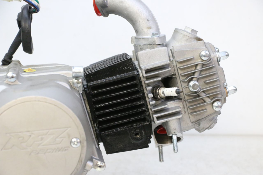photo de ENGINE APOLLO RFZ 125