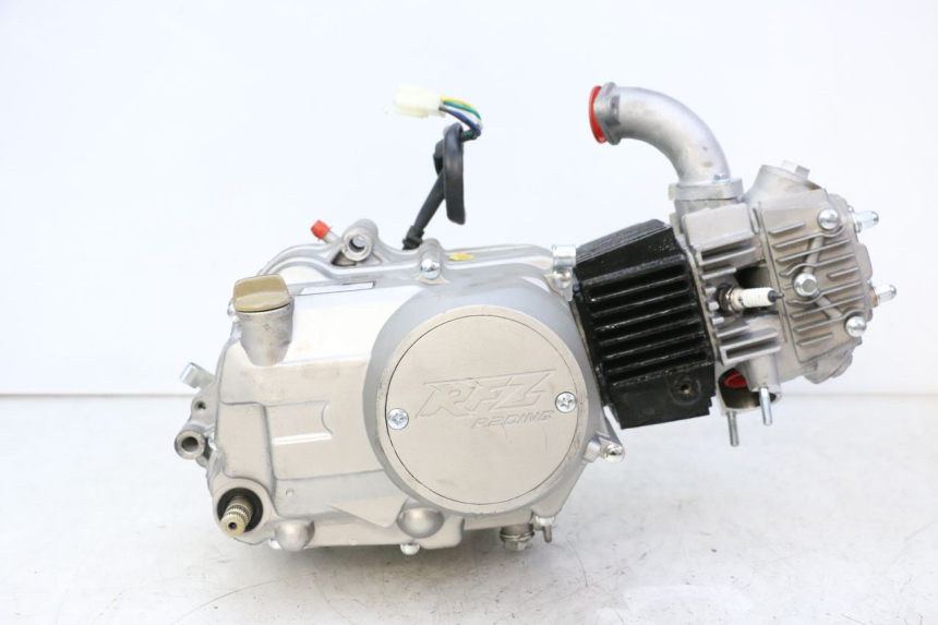 photo de ENGINE APOLLO RFZ 125