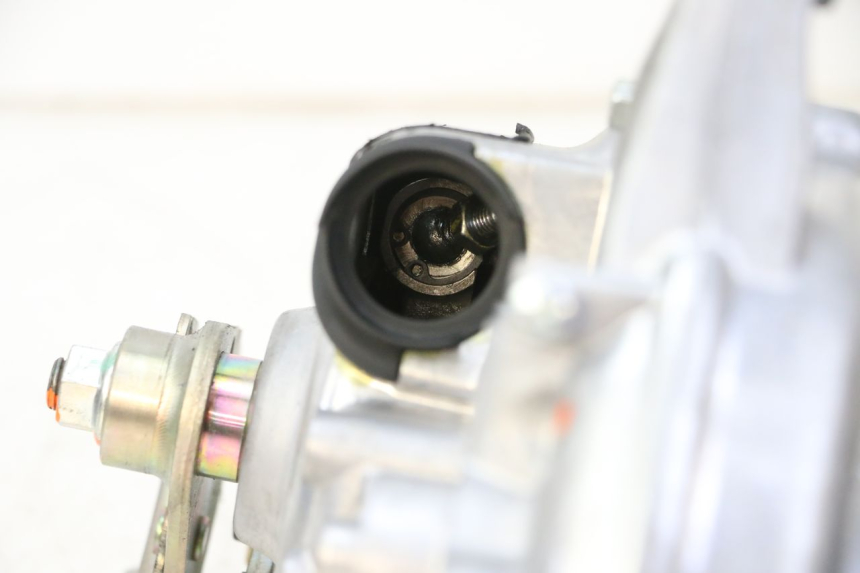 photo de ROLL LOCK ENGINE PIAGGIO MP3 HPE 310 (2024 - 2025)