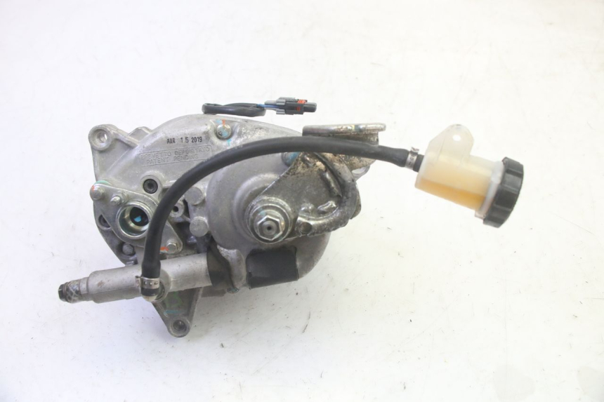 photo de ROLL LOCK ENGINE PIAGGIO MP3 HPE 350 (2018 - 2020) - Zoom on usage condition