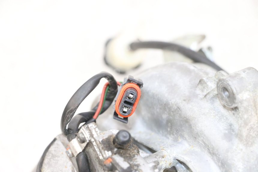 photo de ENGINE ROLL LOCK PIAGGIO MP3 RL 250 (2007 - 2010) - Zoom on usage condition