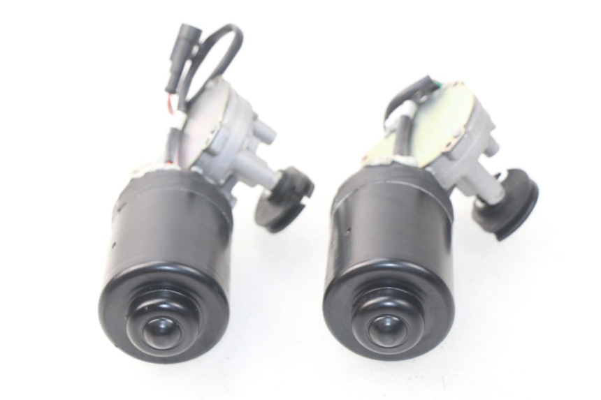 photo de ROLL LOCK ENGINE PEUGEOT METROPOLIS 400 (2017 - 2020)
