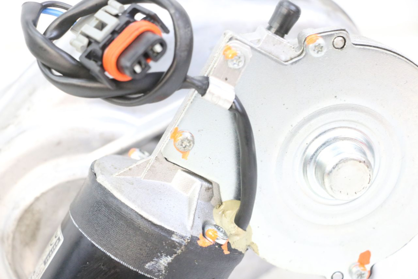 photo de ROLL LOCK ENGINE PIAGGIO MP3 500 (2014 - 2016)