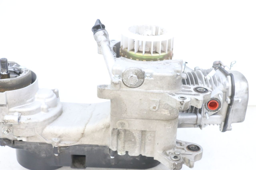 photo de ENGINE JM MOTORS SANTANA EVO 50 (2024 - 2026) - Zoom on usage condition