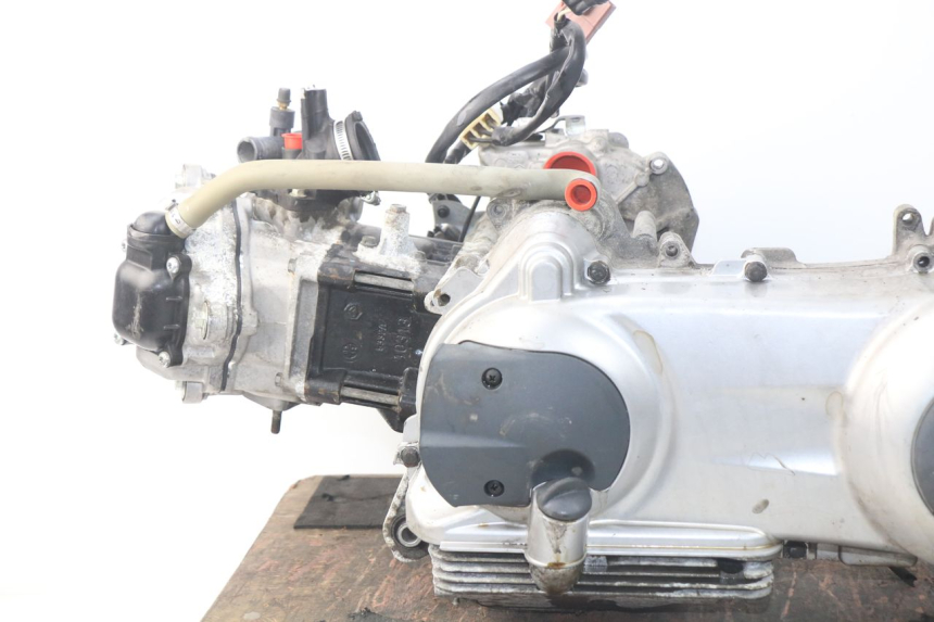 photo de ENGINE PEUGEOT SATELIS 300 (2012 - 2015) - Technical close-up