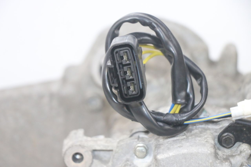 photo de ENGINE PEUGEOT SATELIS 125 (2013 - 2018) - Surface and material condition