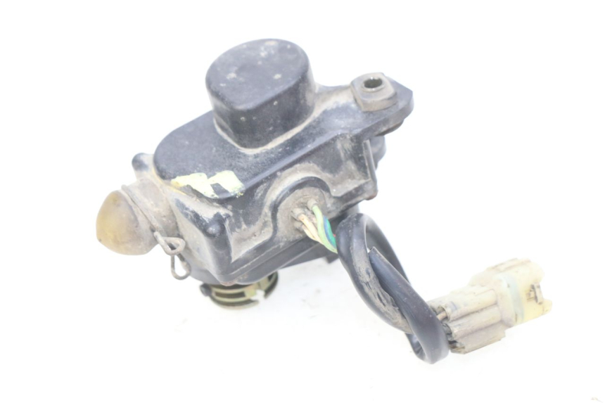 photo de ENGINE EXHAUST VALVE HONDA FES PANTHEON 2T 125 (1998 - 2002)