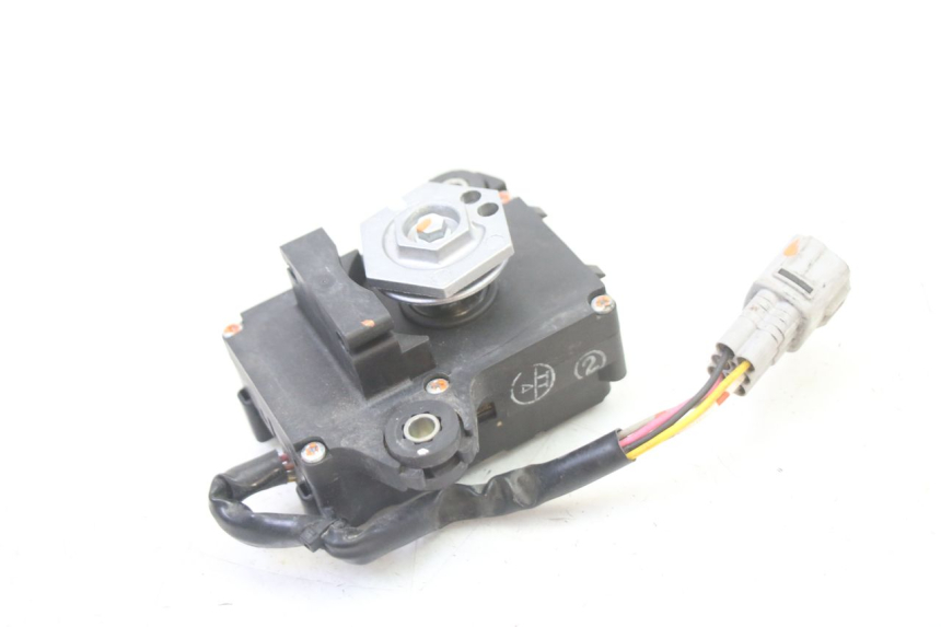 photo de EXHAUST VALVE ENGINE SUZUKI GSR 750 (2011 - 2017)