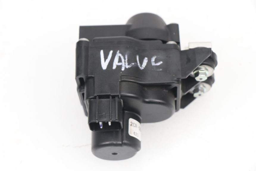 photo de EXHAUST VALVE ENGINE YAMAHA YZF R1M R1 M 1000 (2015 - 2020)