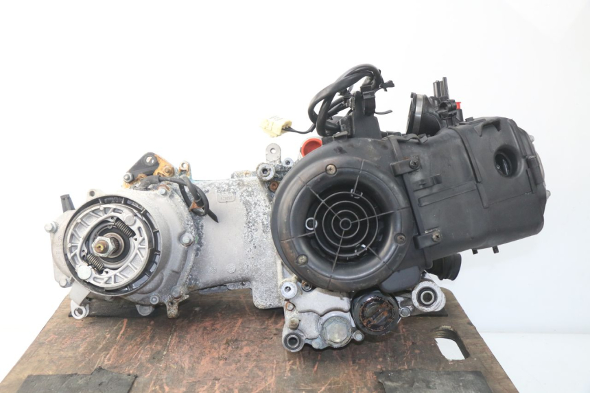 photo de ENGINE PIAGGIO VESPA LX IE 125 (2010 - 2012)
