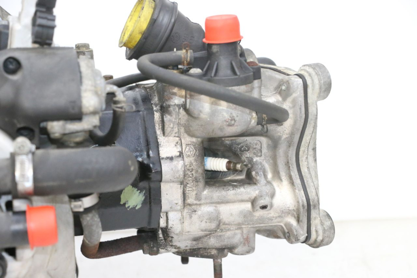 photo de ENGINE PIAGGIO X8 125 (2004 - 2007) - Detailed visual inspection