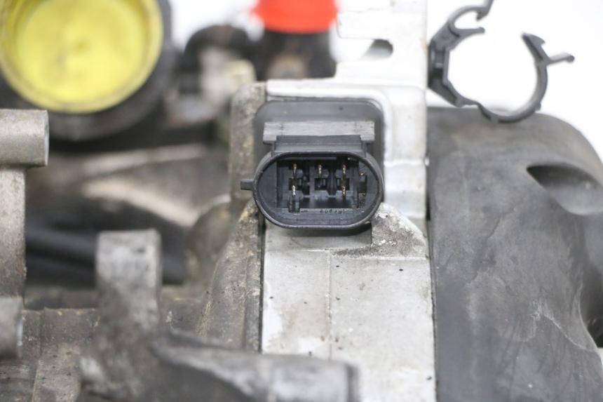 photo de ENGINE PIAGGIO X8 125 (2004 - 2007) - Spare part profile view