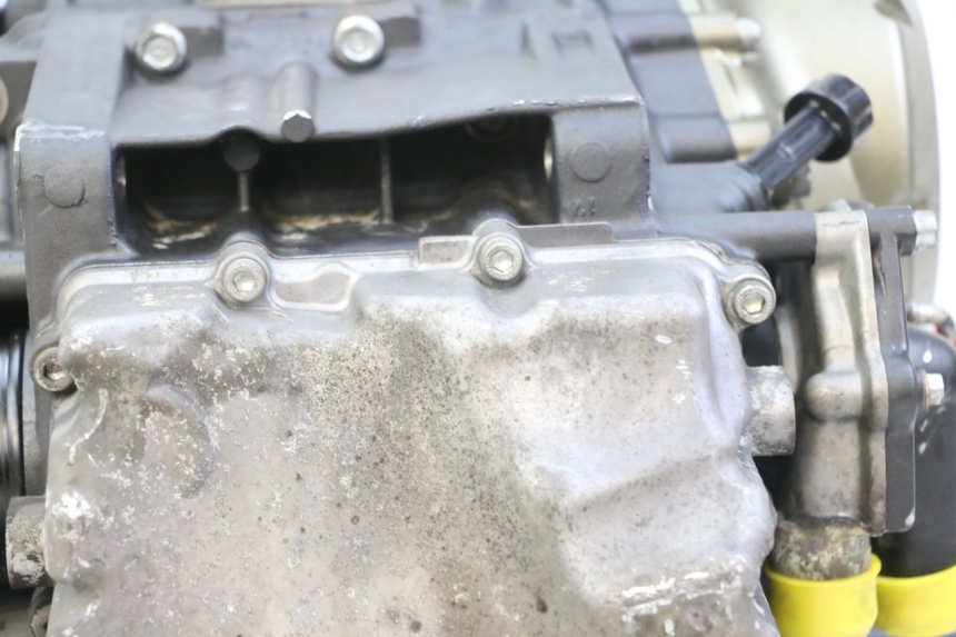 photo de ENGINE YAMAHA XJ6 600 (2008 - 2016)