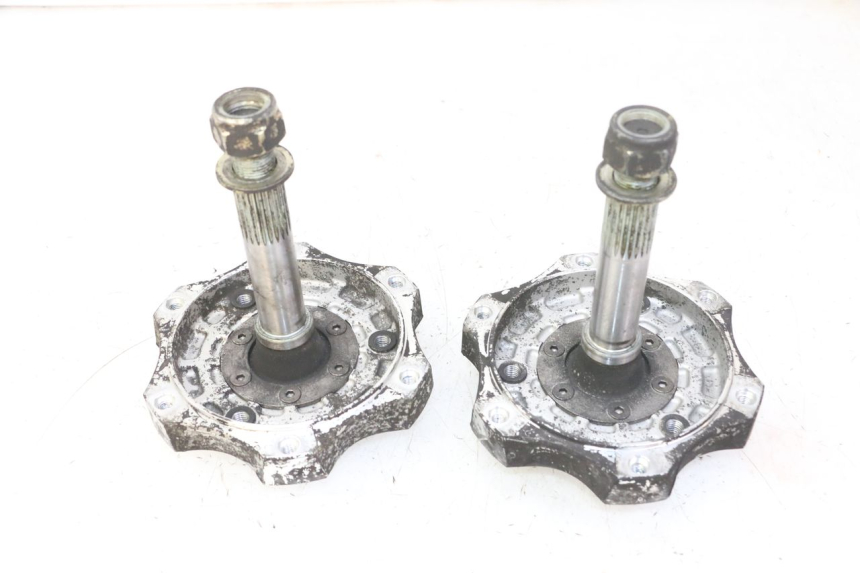 photo de REAR WHEEL HUB QUADRO 4 4D 350 (2015 - 2018)