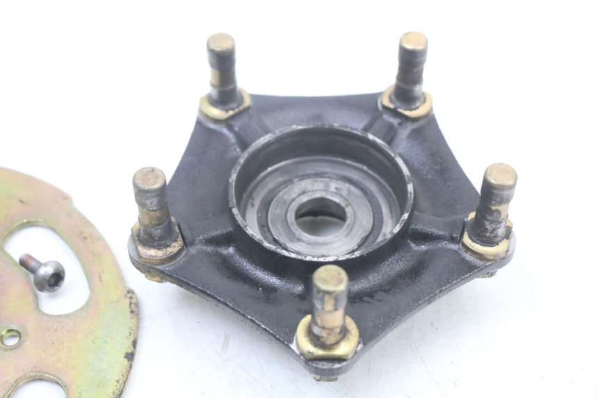 photo de REAR WHEEL HUB HONDA NTV DEAUVILLE 650 (1998 - 2001)