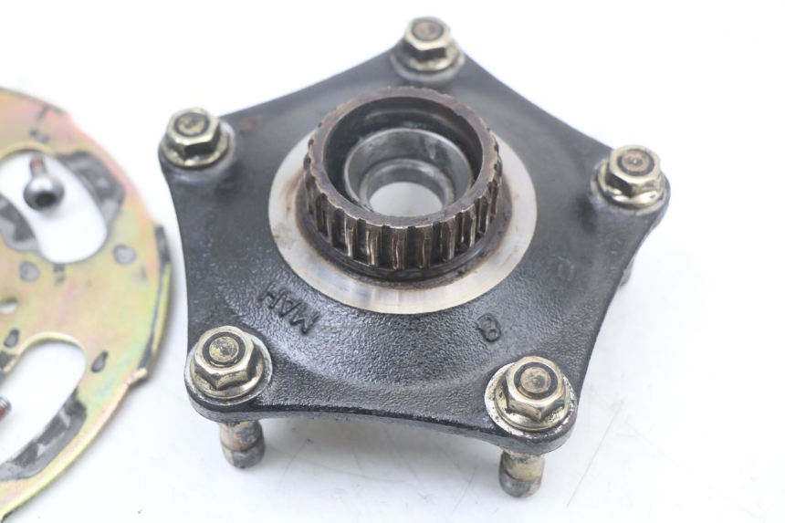photo de REAR WHEEL HUB HONDA NTV DEAUVILLE 650 (1998 - 2001)